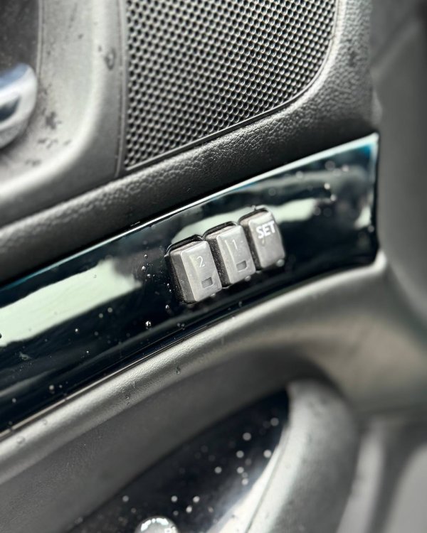 Infiniti G IV - Image 19