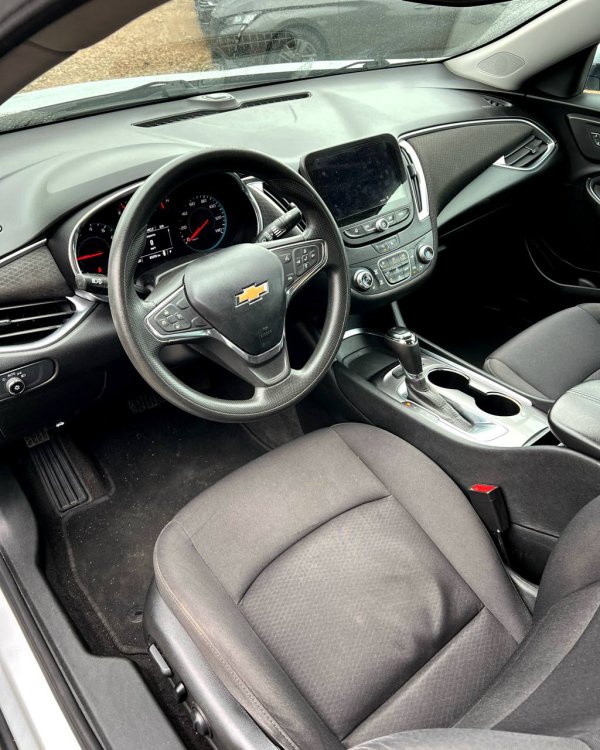 Chevrolet Malibu IX · Рестайлинг - Image 11