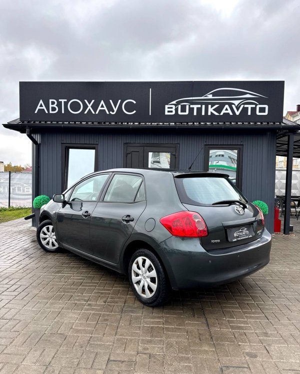Toyota Auris I (E150) - Image 5